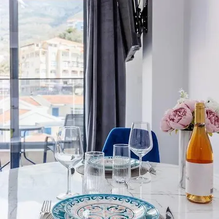 Seasalt Rafailovichi Apartament